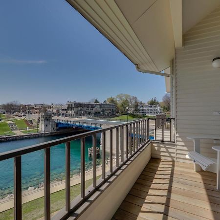 359 Edgewater Inn Charlevoix Exterior photo